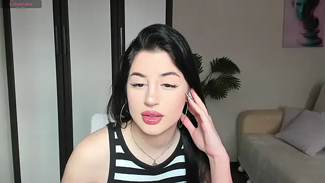 Snapshot of meowallen chatting on October 2025 03:10:01 AM meowallen online show from October 2025 03:10:01 AM