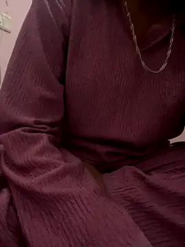 sakshi5533 online show from November 2025 05:19:01 PM