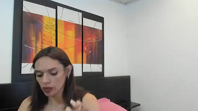 Snapshot of MeganRhyder chatting on October 2025 04:33:01 PM MeganRhyder online show from October 2025 04:33:01 PM