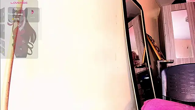 Rossedewitt  online show from February 2026 06:56:01 PM