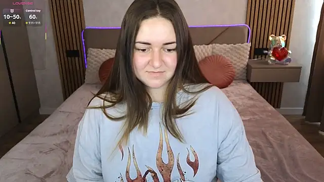 Snapshot of Mysti_Kate chatting on September 2025 02:05:02 PM Mysti Kate online show from September 2025 02:05:02 PM