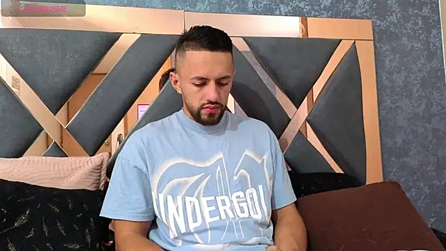Snapshot of thiago_cruzzz chatting on September 2025 12:48:01 PM thiago cruzzz online show from September 2025 12:48:01 PM
