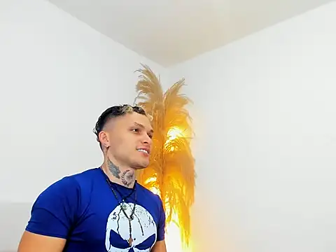 Snapshot of Kieran_kian chatting on February 2026 01:02:02 AM Kieran kian online show from February 2026 01:02:02 AM