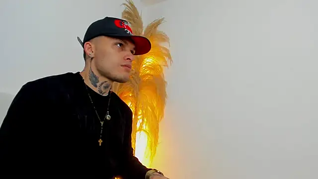 Snapshot of Kieran_kian chatting on February 2026 02:42:02 AM Kieran kian online show from February 2026 02:42:02 AM