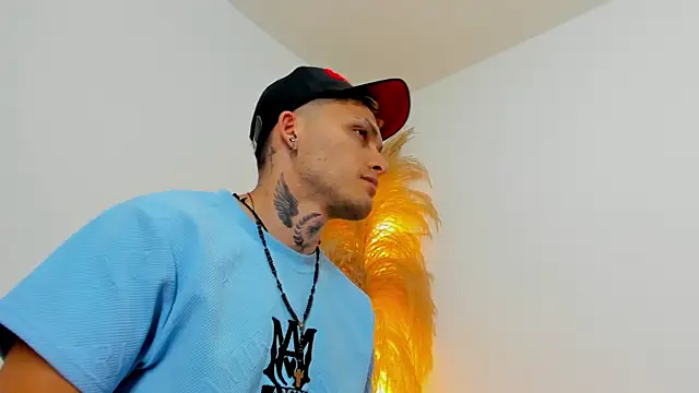 Snapshot of Kieran_kian chatting on February 2026 01:36:01 AM Kieran kian online show from February 2026 01:36:01 AM