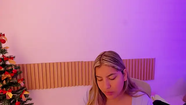 OliviaSweett online show from December 2025 04:47:01 PM