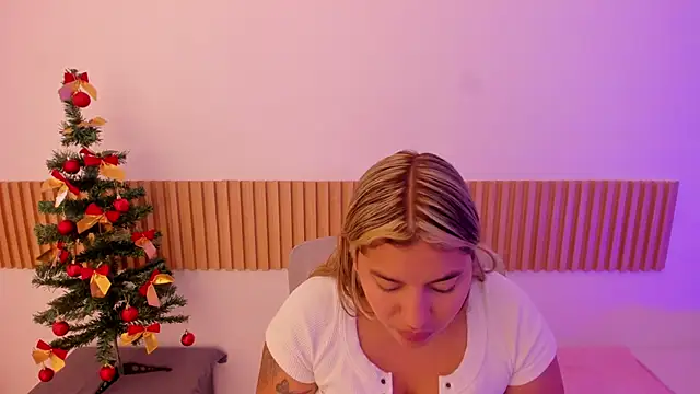 OliviaSweett online show from December 2025 06:38:02 PM