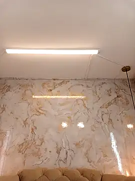 nathaliamiller online show from October 2025 07:00:01 PM