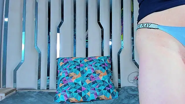 Lizzahot69 online show from October 2025 03:02:02 AM