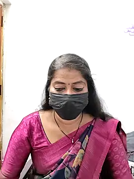 Snapshot of tamil_Sigappu_Roja chatting on March 2026 12:47:02 AM tamil Sigappu Roja online show from March 2026 12:47:02 AM