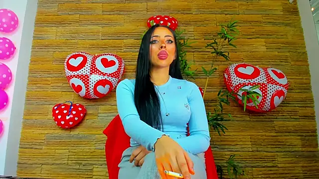 Snapshot of Cupcake_Izzy chatting on February 2026 05:37:02 AM Cupcake Izzy online show from February 2026 05:37:02 AM