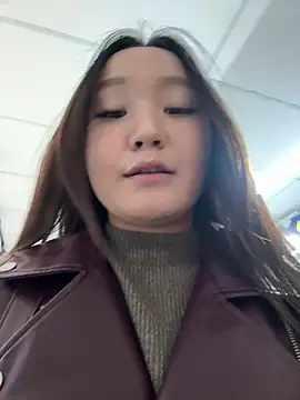 Snapshot of KissMeEva chatting on September 2025 02:11:02 PM KissMeEva online show from September 2025 02:11:02 PM