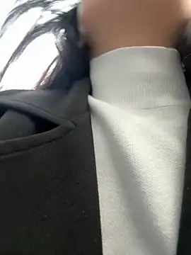 Snapshot of KissMeEva chatting on October 2025 12:15:02 PM KissMeEva online show from October 2025 12:15:02 PM