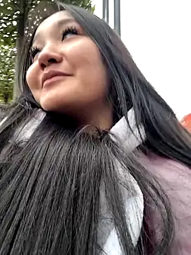 Snapshot of KissMeEva chatting on October 2025 12:17:02 PM KissMeEva online show from October 2025 12:17:02 PM