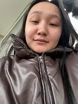 Snapshot of KissMeEva chatting on October 2025 08:37:01 AM KissMeEva online show from October 2025 08:37:01 AM