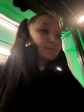 Snapshot of KissMeEva chatting on November 2025 05:24:02 PM KissMeEva online show from November 2025 05:24:02 PM