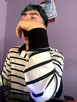 Snapshot of AlexanderCollman chatting on November 2025 01:00:01 PM AlexanderCollman online show from November 2025 01:00:01 PM