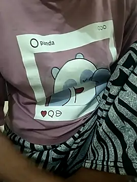 Alia-00 online show from September 2025 04:15:01 AM