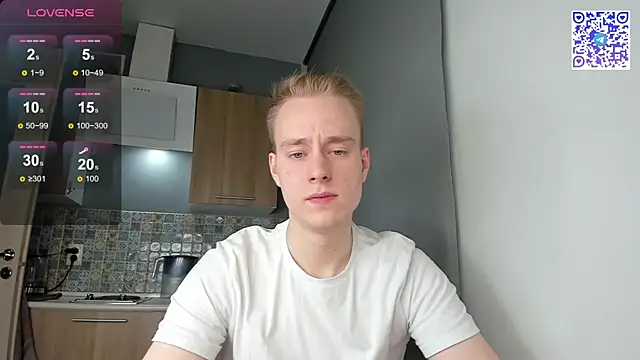 Snapshot of Kevin_Young_Cat chatting on November 2025 06:39:01 PM Kevin Young Cat online show from November 2025 06:39:01 PM