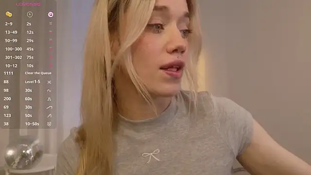 Snapshot of DiscoPotato chatting on September 2025 03:06:02 PM DiscoPotato online show from September 2025 03:06:02 PM