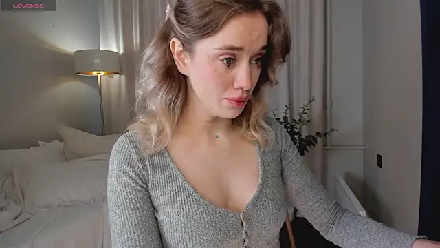 Snapshot of DiscoPotato chatting on March 2026 05:26:02 AM DiscoPotato online show from March 2026 05:26:02 AM