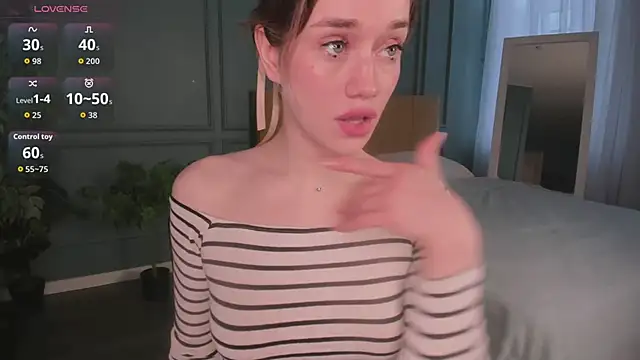 Snapshot of DiscoPotato chatting on March 2026 05:44:01 AM DiscoPotato online show from March 2026 05:44:01 AM