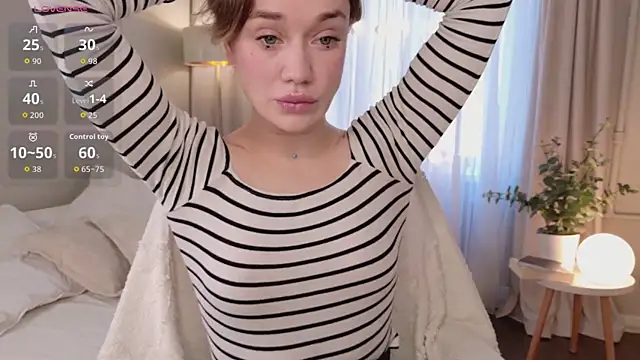 Snapshot of DiscoPotato chatting on March 2026 06:02:01 AM DiscoPotato online show from March 2026 06:02:01 AM