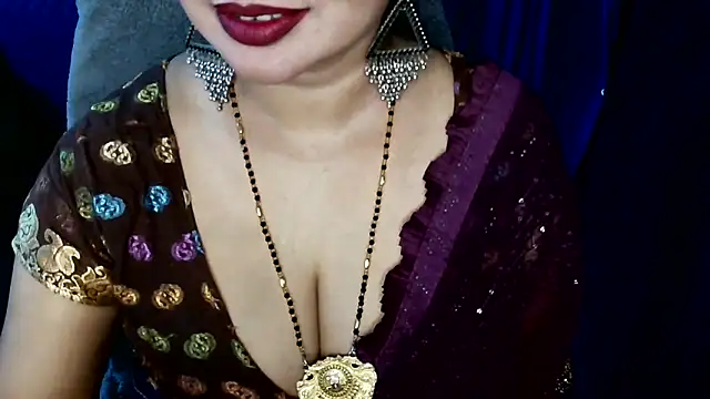 QUEEN SAKHI- online show from April 2026 03:32:01 PM