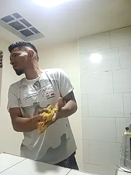 MI GERALD online show from September 2025 04:07:01 PM