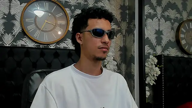 Snapshot of Marcus_Jeron chatting on September 2025 05:34:01 PM Marcus Jeron online show from September 2025 05:34:01 PM