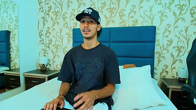 Snapshot of Marcus_Jeron chatting on October 2025 11:57:01 PM Marcus Jeron online show from October 2025 11:57:01 PM