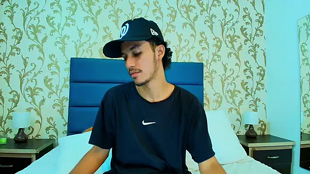 Snapshot of Marcus_Jeron chatting on October 2025 04:33:01 AM Marcus Jeron online show from October 2025 04:33:01 AM