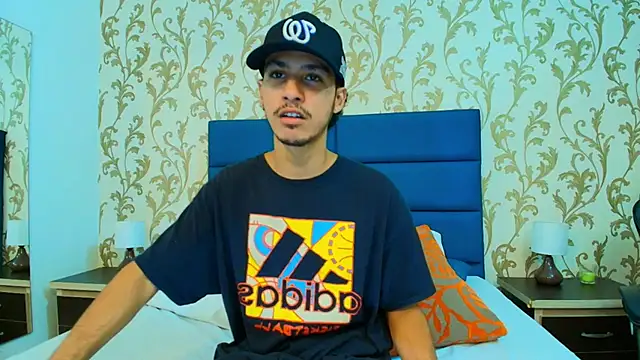 Snapshot of Marcus_Jeron chatting on November 2025 10:10:02 PM Marcus Jeron online show from November 2025 10:10:02 PM