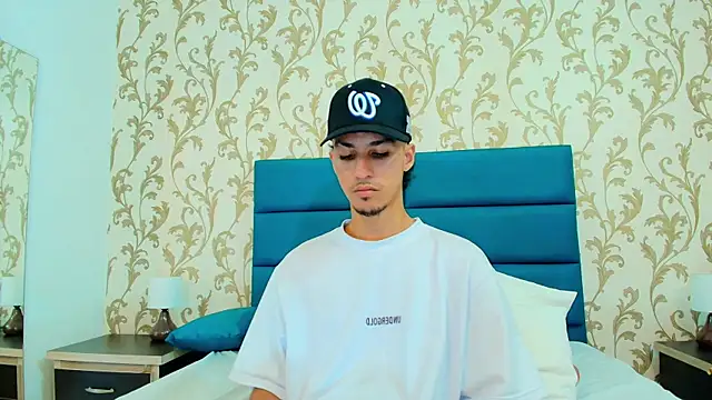 Marcus Jeron online show from November 2025 09:50:01 PM