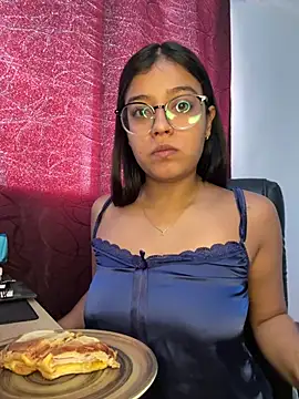 Camila Bustamante online show from June 2026 03:21:02 PM