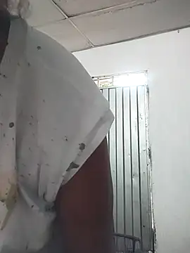 marinita13 online show from November 2025 01:33:02 PM