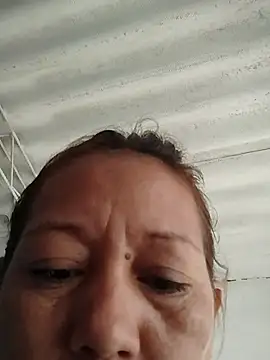 marinita13 online show from January 2026 12:21:01 PM