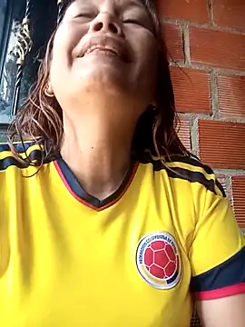 marinita13 online show from June 2026 02:52:01 PM