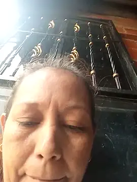 marinita13 online show from June 2026 06:54:01 PM