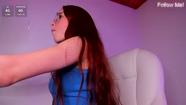 Snapshot of Ellie_lowell chatting on March 2026 03:01:01 AM Ellie lowell online show from March 2026 03:01:01 AM