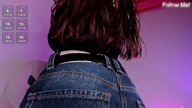 Snapshot of Ellie_lowell chatting on March 2026 03:10:01 AM Ellie lowell online show from March 2026 03:10:01 AM