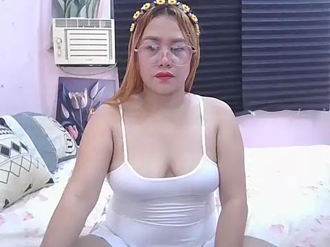 WildPussy4uxx online show from January 2026 03:55:01 AM