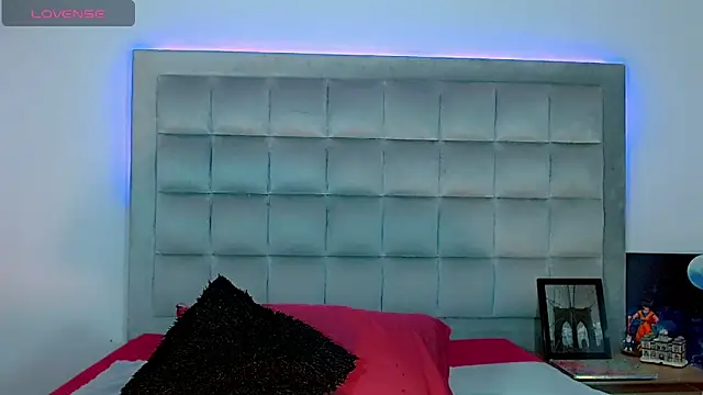 Snapshot of AmazingMistressNathy chatting on November 2025 05:07:02 AM AmazingMistressNathy online show from November 2025 05:07:02 AM