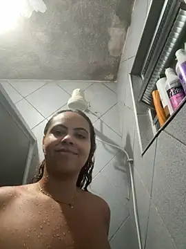 Snapshot of Chloe_Leaozinho chatting on November 2025 11:37:01 PM Chloe Leaozinho online show from November 2025 11:37:01 PM