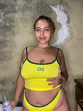 Chloe Leaozinho online show from April 2026 12:42:02 PM