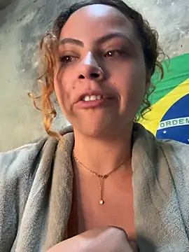 Chloe Leaozinho online show from June 2026 02:24:02 AM