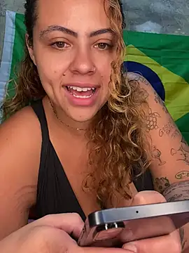 Chloe Leaozinho online show from June 2026 02:41:02 PM