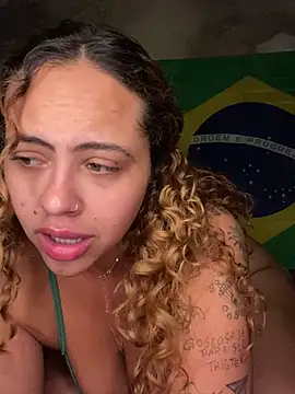 Chloe Leaozinho online show from June 2026 01:52:01 AM