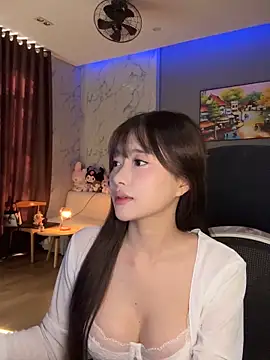 Snapshot of _Meimeibaby_ chatting on September 2025 07:19:01 AM Meimeibaby online show from September 2025 07:19:01 AM