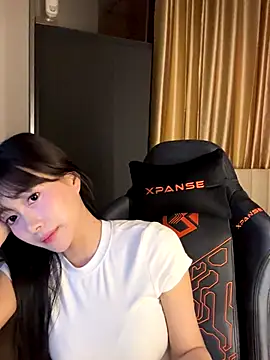 Snapshot of _Meimeibaby_ chatting on October 2025 11:33:02 AM Meimeibaby online show from October 2025 11:33:02 AM